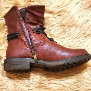 Spring Step faux leather booties